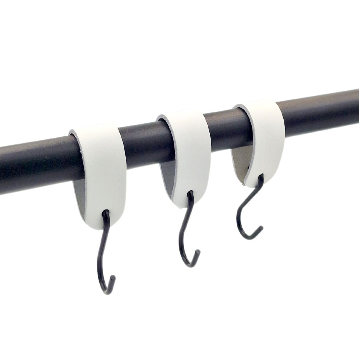 S-krogssæt med læderstrop, 3 stk - HOOK-3 | Clarrods Black | Indretning | Foto 7
