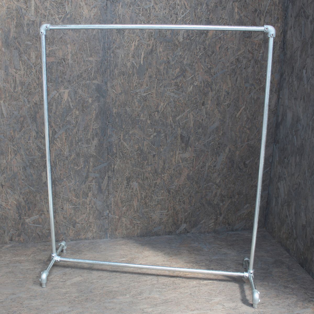 Clarrods no 5 tøjstativ i galvaniseret vandrør uden gevind