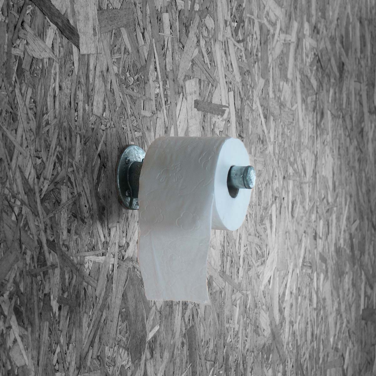 Toiletrulleholder i galvaniseret vandrør uden gevind | Clarrods no 1 pin