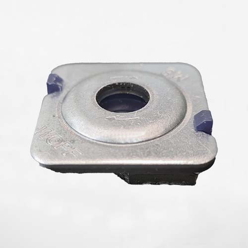 UNI1 Skinnemøtrik med firkantskive (Nutwasher) | Erik Larsen & Søn | Profilmøtrikker | Foto 2