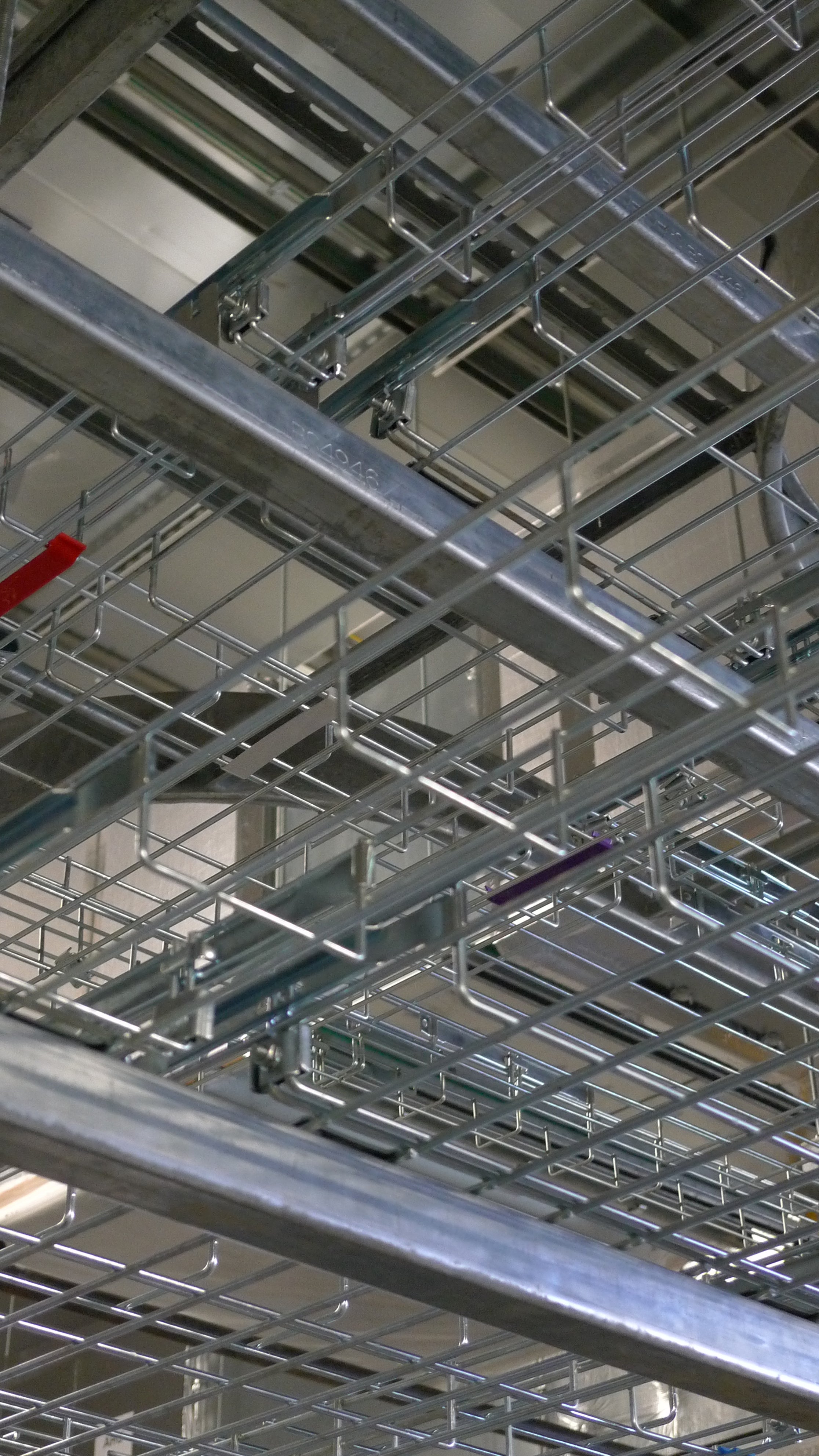 P1000 - Montageskinne m/u huller (41x41x2,5 mm) | Unistrut | Profiler | Foto 7