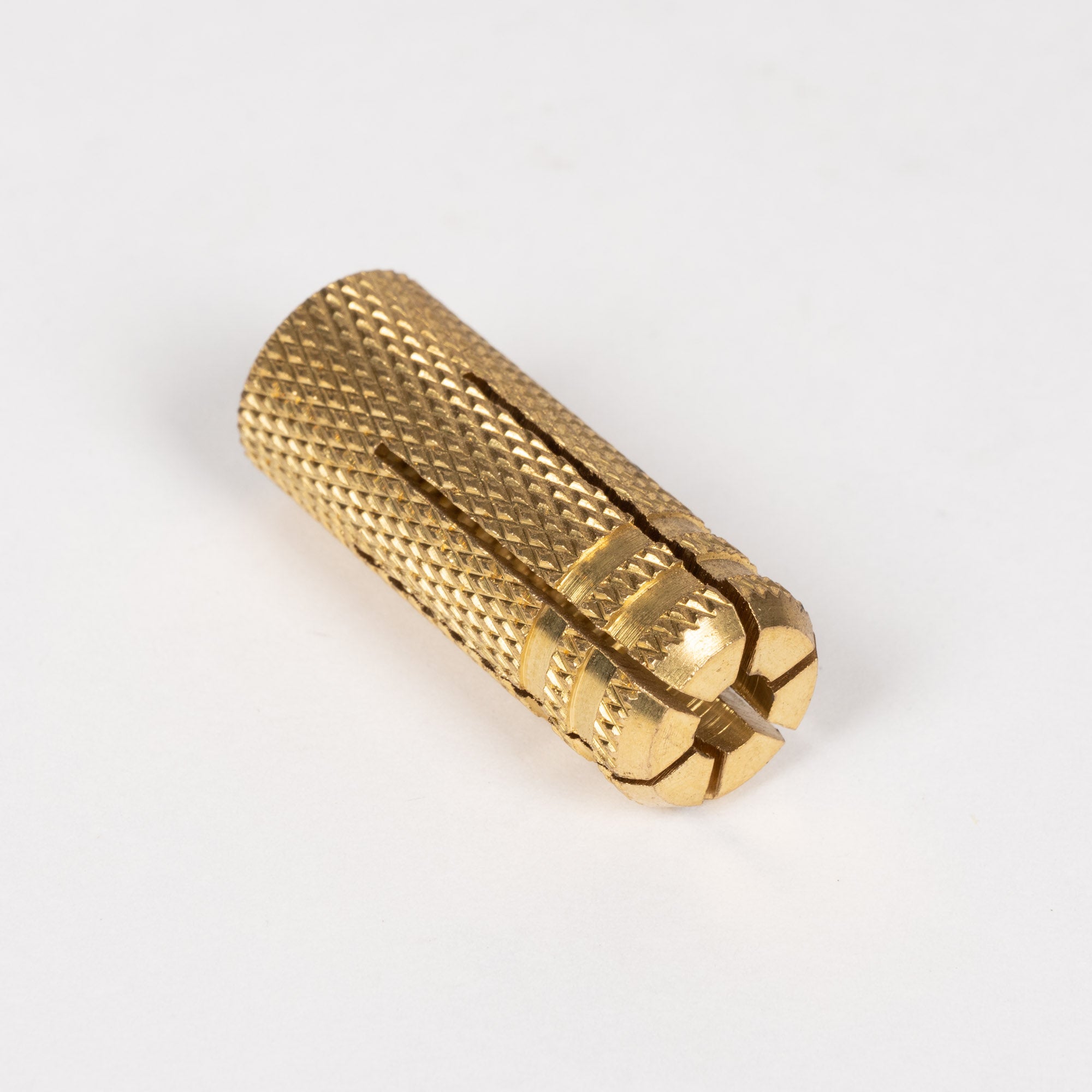 Messinganker | Erik Larsen & Søn | Bolte, møtrikker, skiver | Foto 1