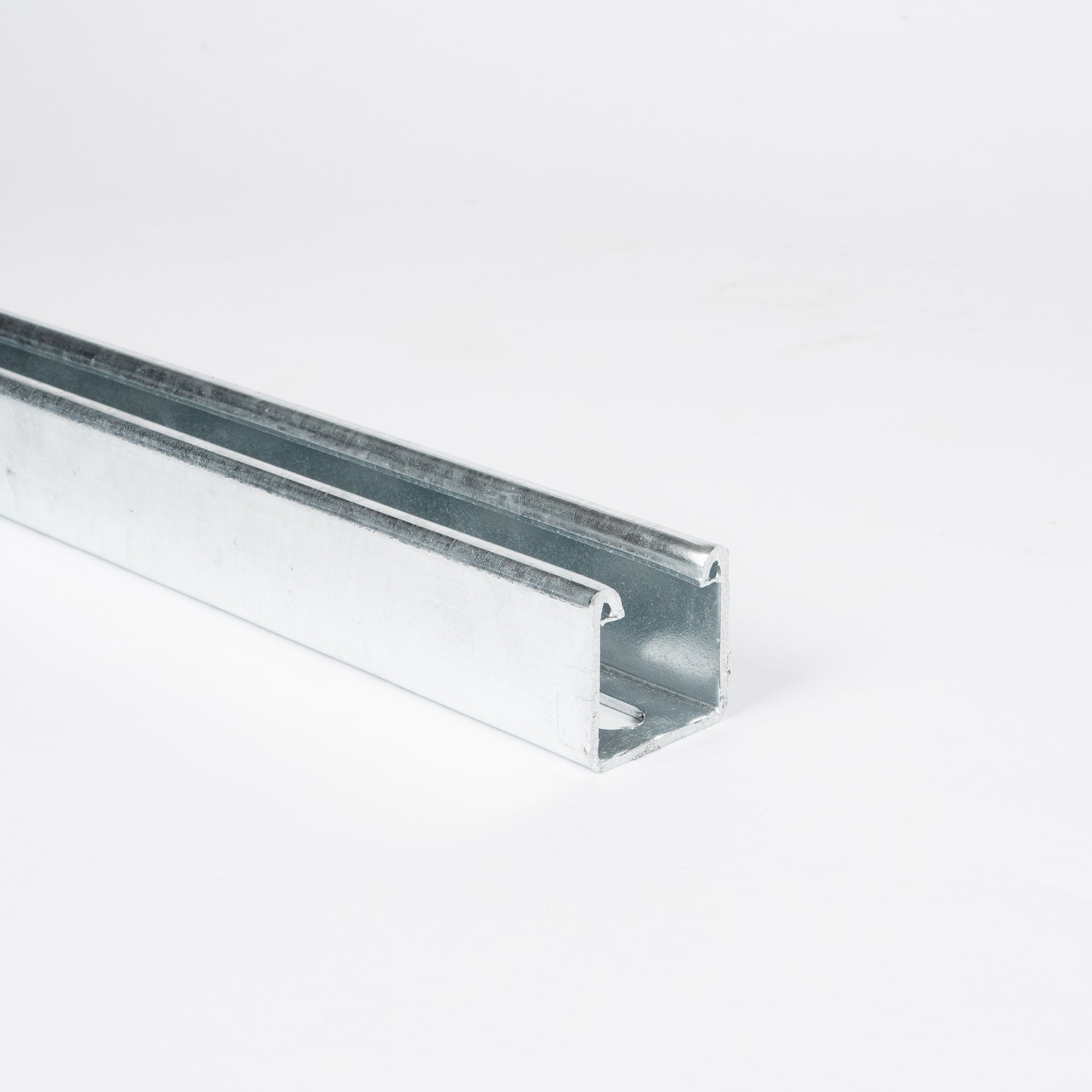P1000 - Montageskinne m/u huller  (41x41x2,5 mm) | Unistrut | Profiler | Foto 5