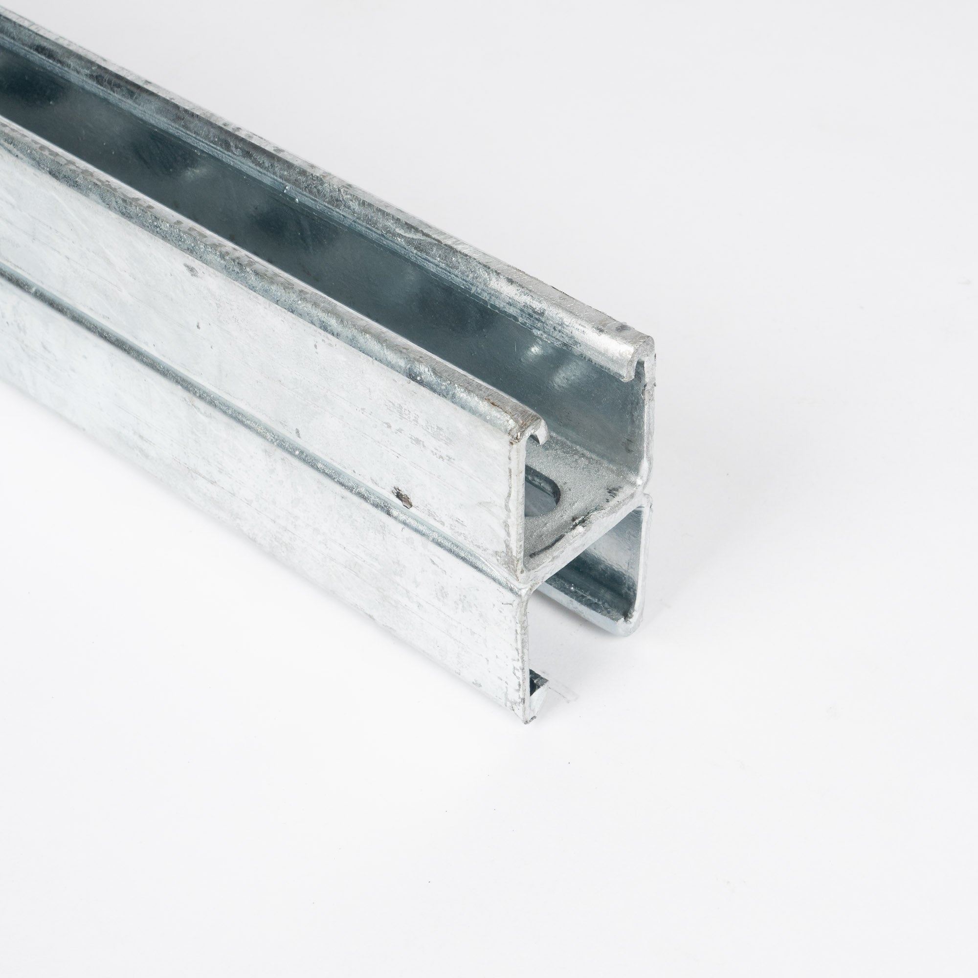 P1001 - Dobbelt montageskinne m/u huller  (41x83x2,5 mm) | Unistrut | Profiler | Foto 3