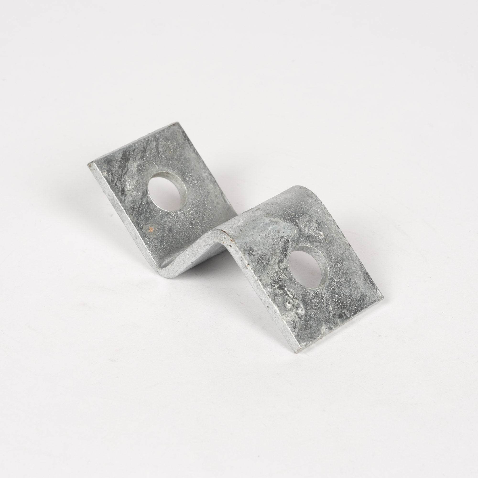 P1045 - Z-beslag | Unistrut | Beslag til skinnesystemer | Foto 2