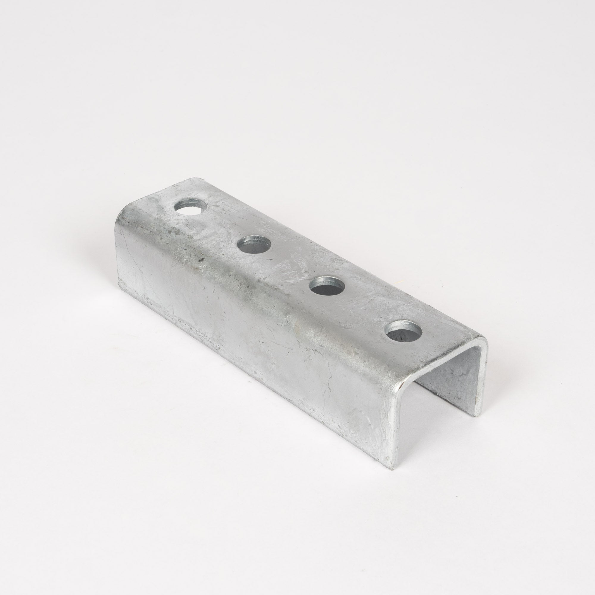 P1377 - U-beslag | Unistrut | Beslag til skinnesystemer | Foto 2