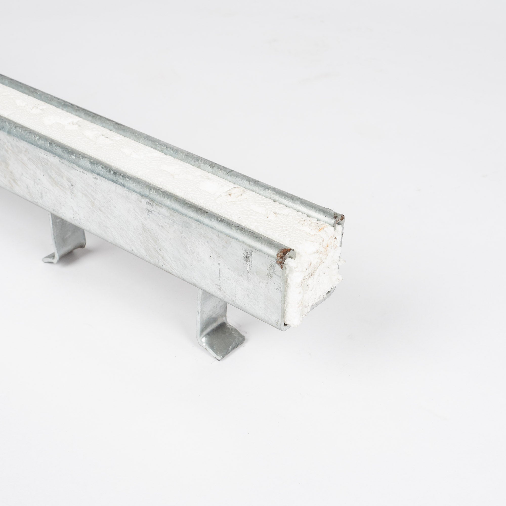 P3270 - Ankerskinne  (41x41x2,5 mm) | Unistrut | Profiler | Foto 3