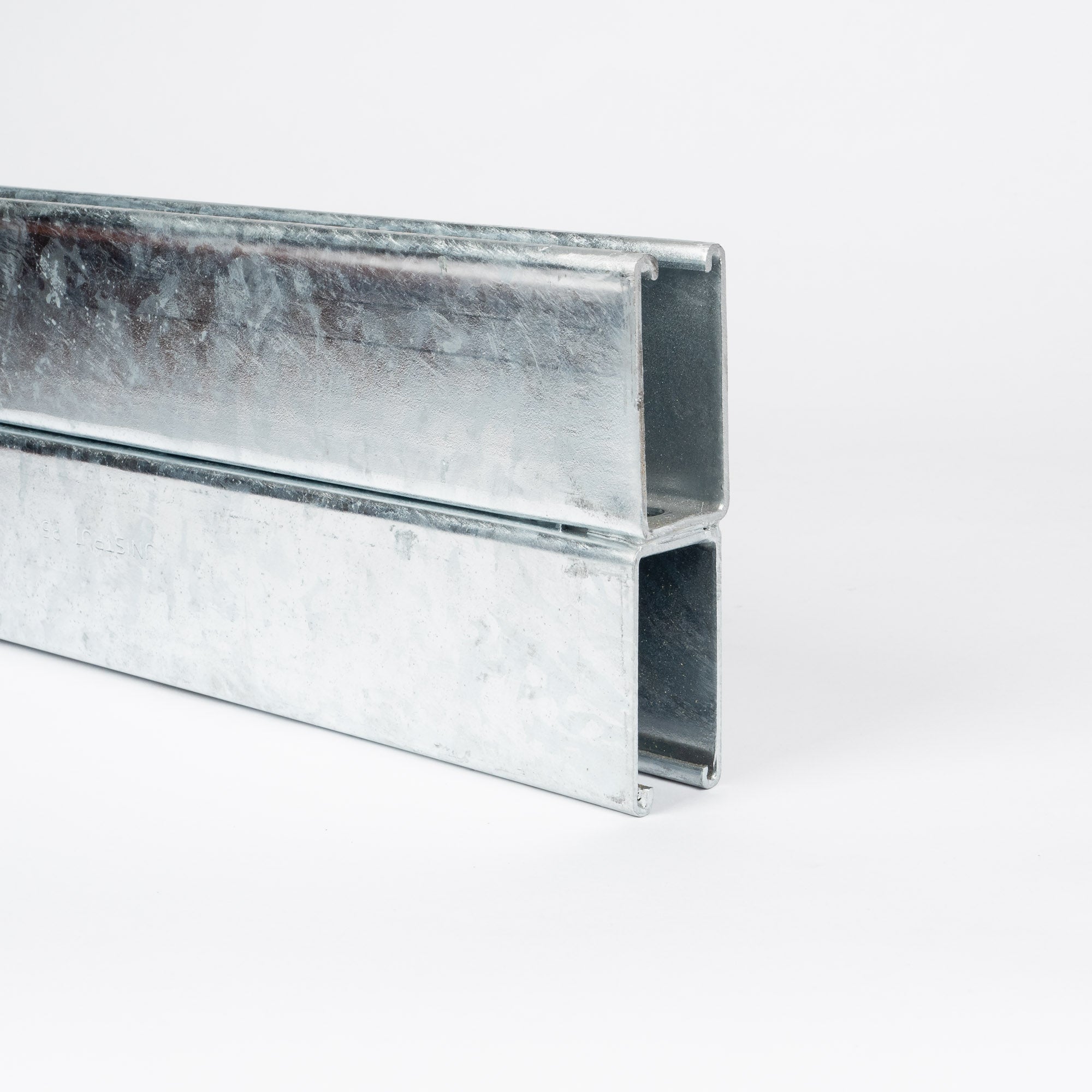 P5001T - Dobbelt montageskinne m/huller (41x124x2,5 mm) | Unistrut | Profiler | Foto 3